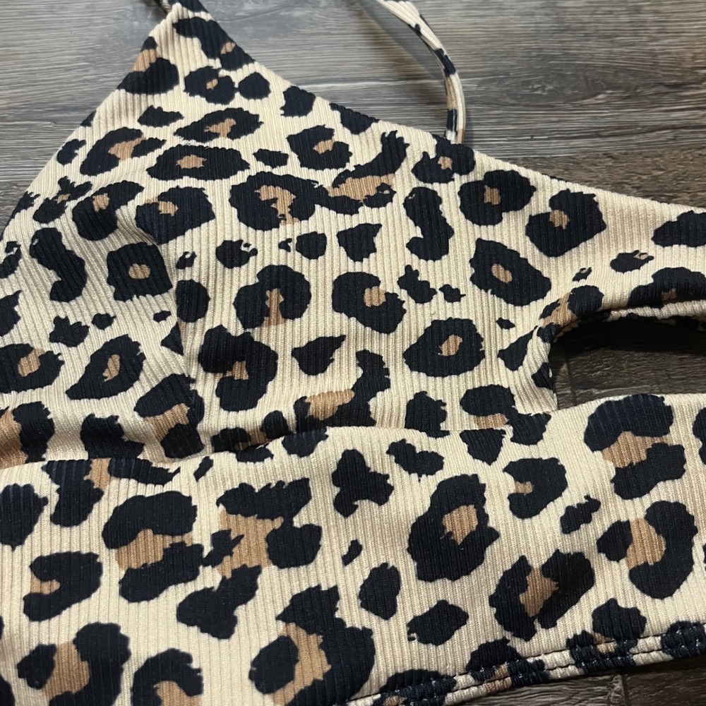 Leopard Print Bikini Top Triangle Cross Back Swim Medium‎ M Indie Aesthetic - Picture 4 of 5
